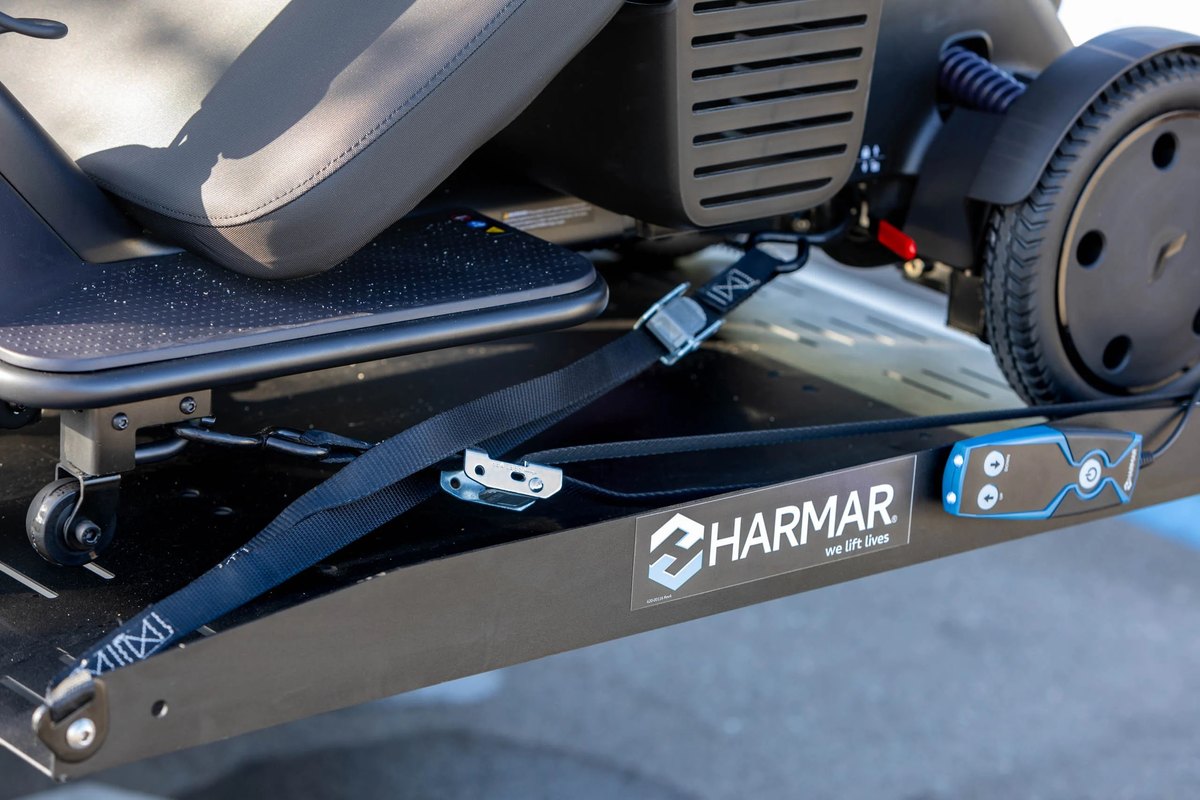 Scooter strapped down on the AL600 platform